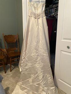 David’s bridal wedding dress