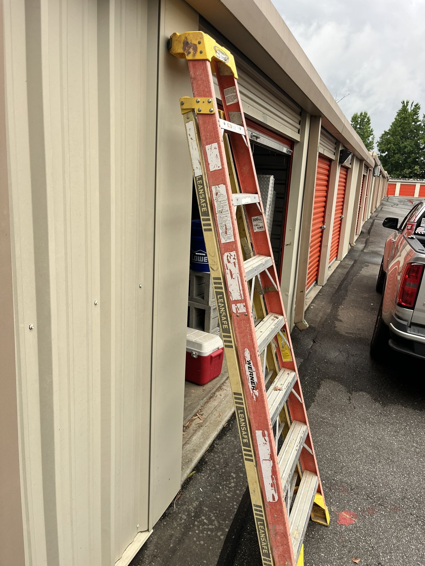 Ladder 8’ft