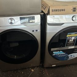New Samsung Washer And Electric Dryer 