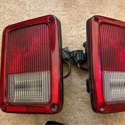 Stock rear lights 2016 JKU