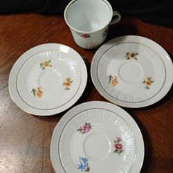 Vintage Porcelain Cup Saucers 
