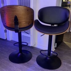 2 Bar Stool Chairs