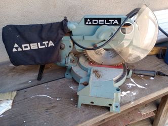 10" Compound Miter Saw - Delta Model 36-220 Type II