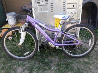 Columbia mountain cheap bike 24