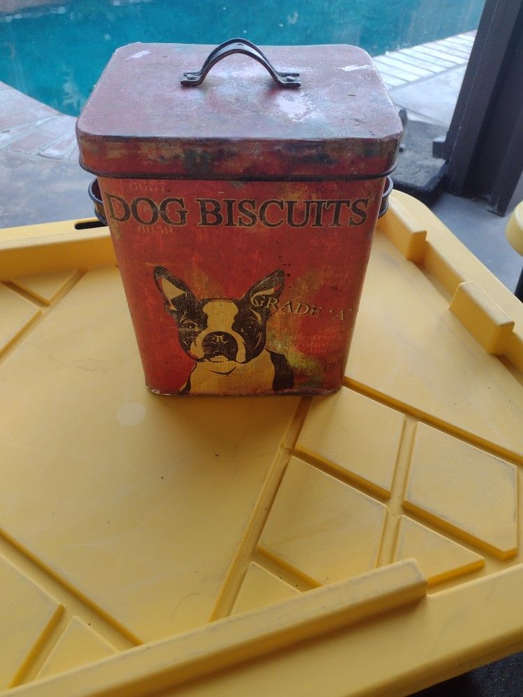 Dog Treat Bucket