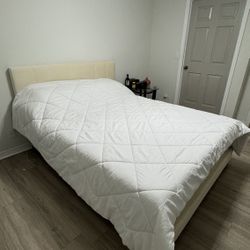 Full Bed (Bed + Mattress) Queen Size