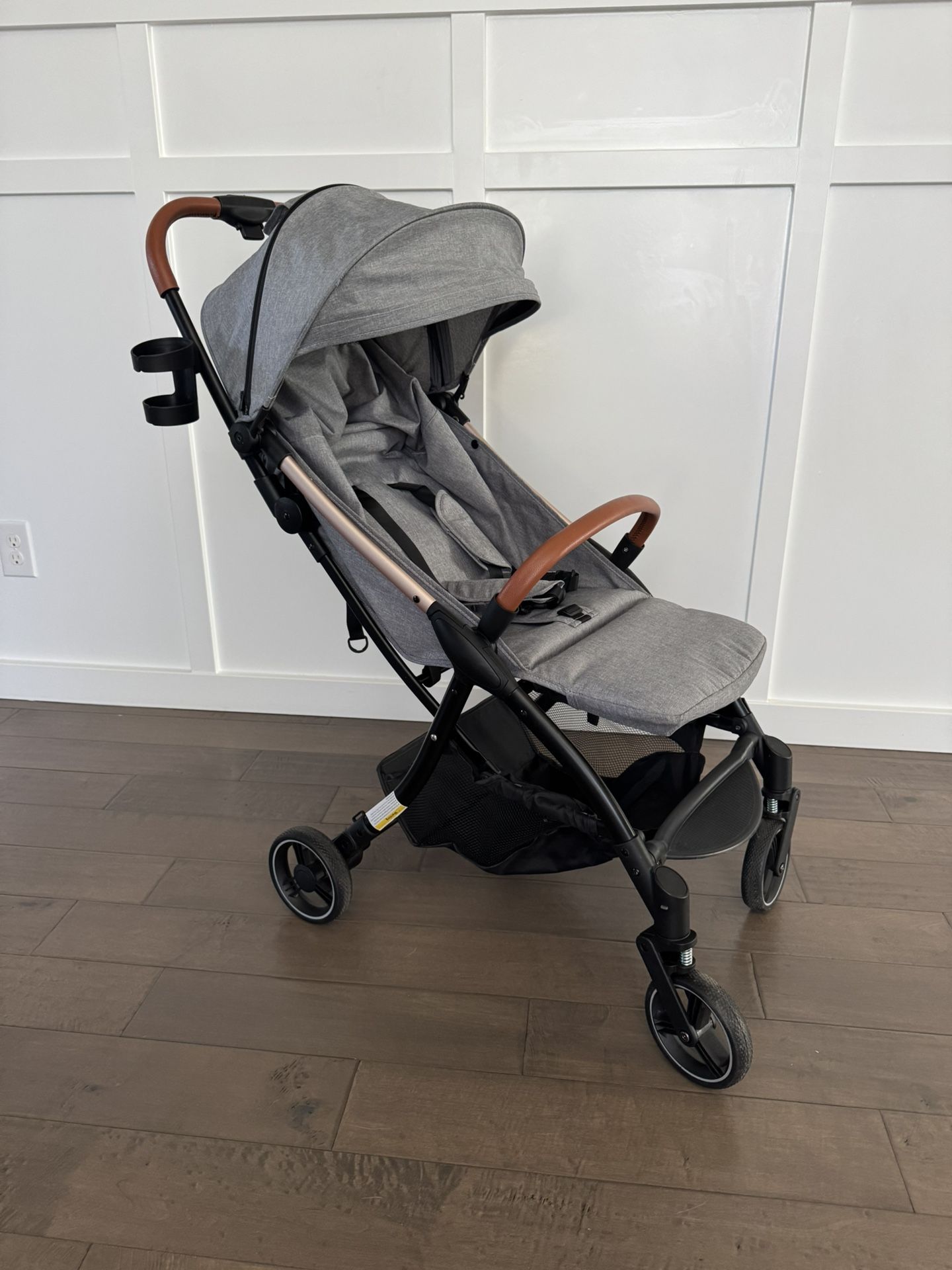 Travel stroller $100
