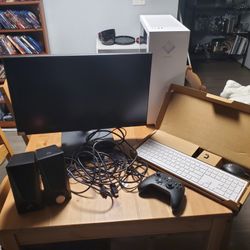Complete Gaming Set Up