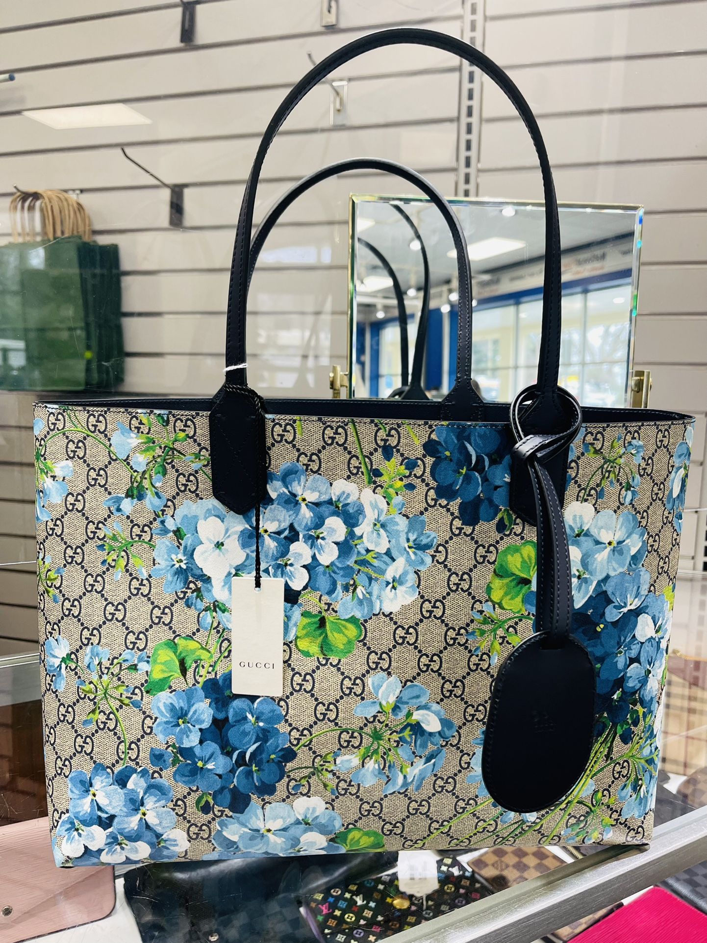 GUCCI Handbag 👜