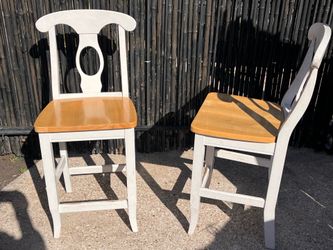 2 Wooden Bar Chairs In Great Condition