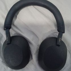 Sony Bluetooth headphones