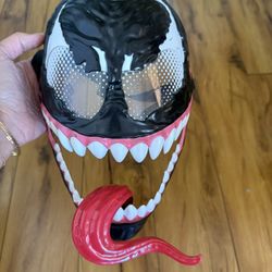 Venom Mask