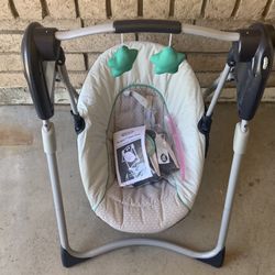 Graco Slim Spaces Compact Swing 