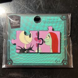 NBC  Enamel Pin Set