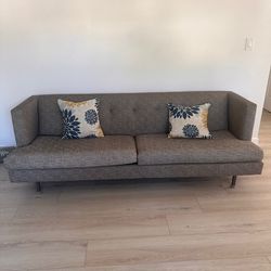 Living room furniture for sale in perfect condition 