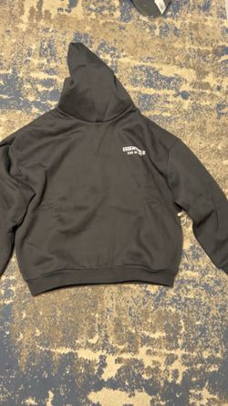 black essentials hoodie