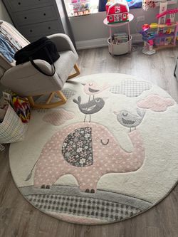 SAFAVIEH Carousel Kids Collection Area Rug - 6'7" Round