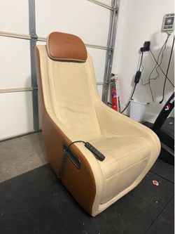 Nice massage chair plug in