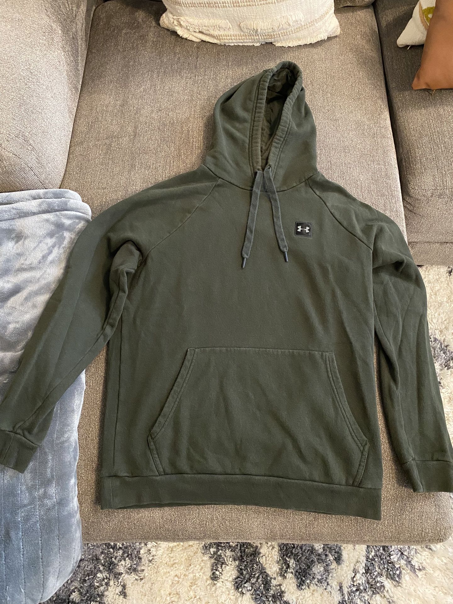 Under Armor Sweatshirt