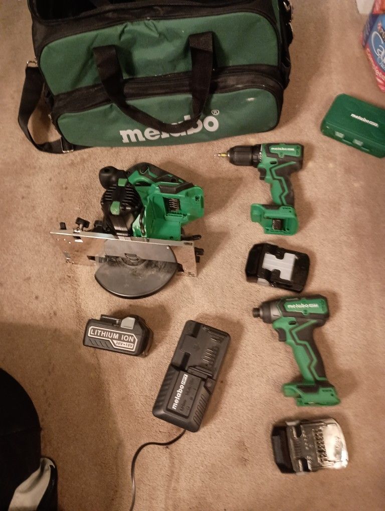 Metabo Drill, Impact, Circular Saw, 3 Batteries, Charger And  Tool Bag