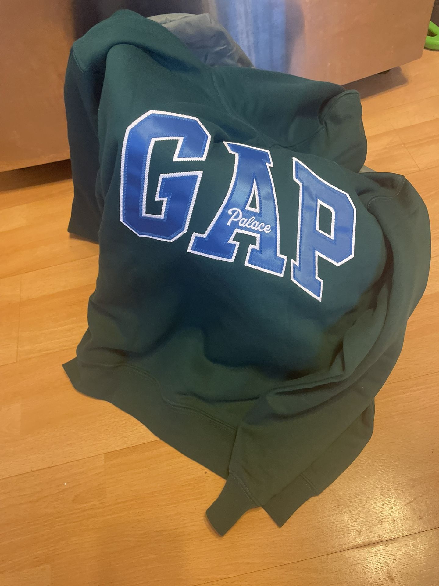 Gap x Palace Collab Hoodie Small NWT