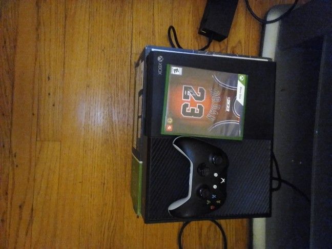 Xbox One With Controller Kinetic 2K23