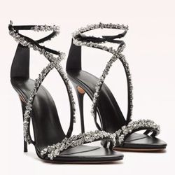 Authentic Alexandre Birman Jewelled Black Heels Size 7.5