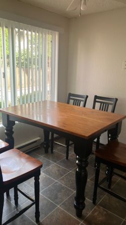 Dining Room Wooden Table + 7 Chairs