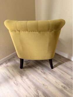 Accent chair lime green