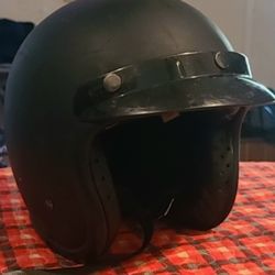 Fulmer V2 helmet Medium. Passenger Helmet. Worn A Handful Of Times. 