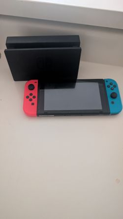 Nintendo switch w/ dock and original power cable