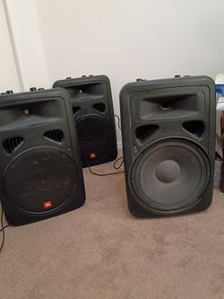 JBL JRX100 powered speakers