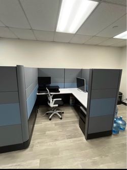 Free cubicles