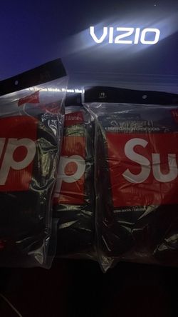 4pack of supreme socks 3 bags