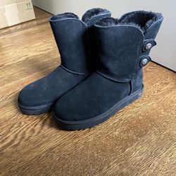 Ugg Boots Size 6