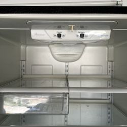 Amana Bottom-FreezerRefrigerator