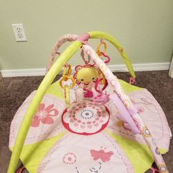 Baby Girl play Gym