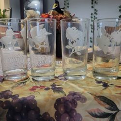 Set of 4 Etched Clear Tumbler Glasses, Straight Shape, Glossy Finish