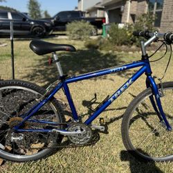 Trek single track 920 16.5