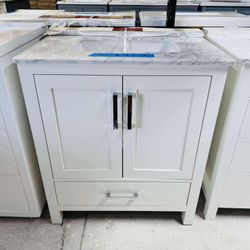 ‼️ Brand New 30 in. W x 22 in. D Single Sink Bath Vanity in White with Carrara White Marble Top $429 