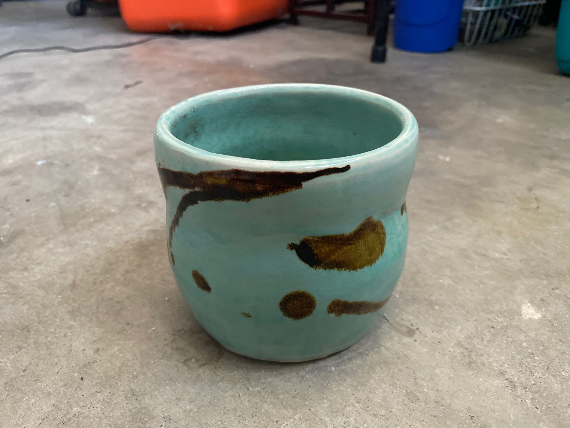 Blue flower pot