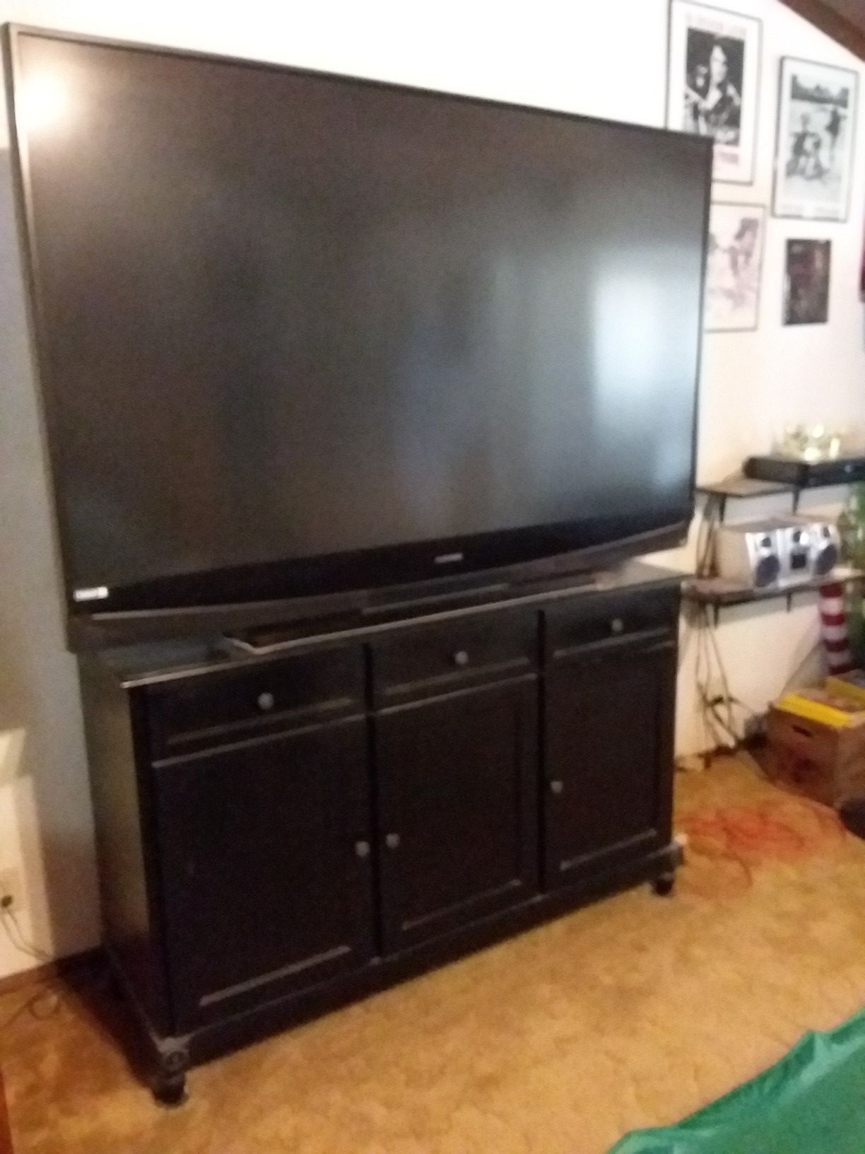 92 inch Mitsubishi tv with stand