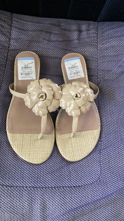Sandals size. 8  new