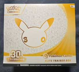 Pokémon Center 30th ETB