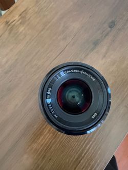 Sony FE 28–70mm f/3.5–5.6 OSS Full-Frame Lens – Like New