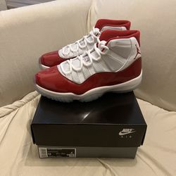 Air Jordan 11 Cherry Red White New Size 9