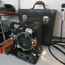 Antique Kodak Kodascope Model B 16mm projector original box