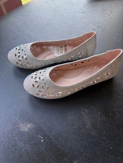 NWOT Link Comfort Girls Size 1 Silver Glitter Jeweled Ballet Flats