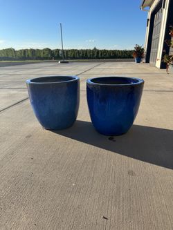 Blue ceramic planting pots