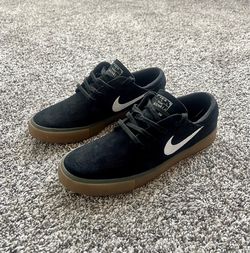 Nike Stefan Janoski Skating Skateboard Men’s 7.5 Shoes